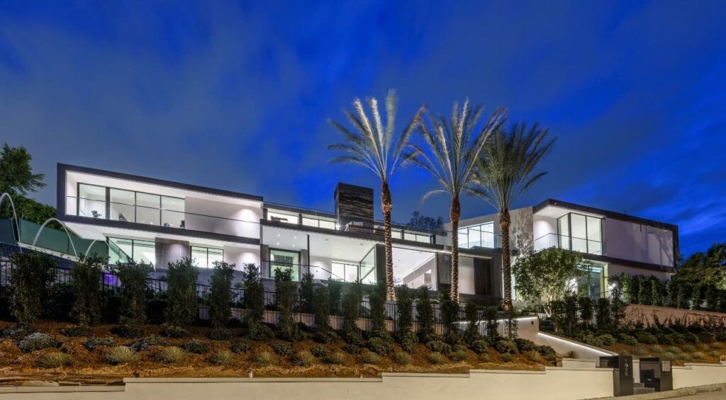 Hanover Modern Mansion