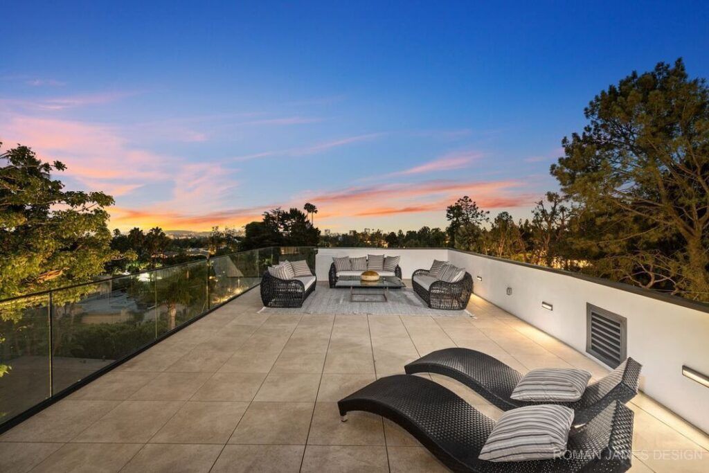 Angelo Modern Mansion Outdoor Patio at Night