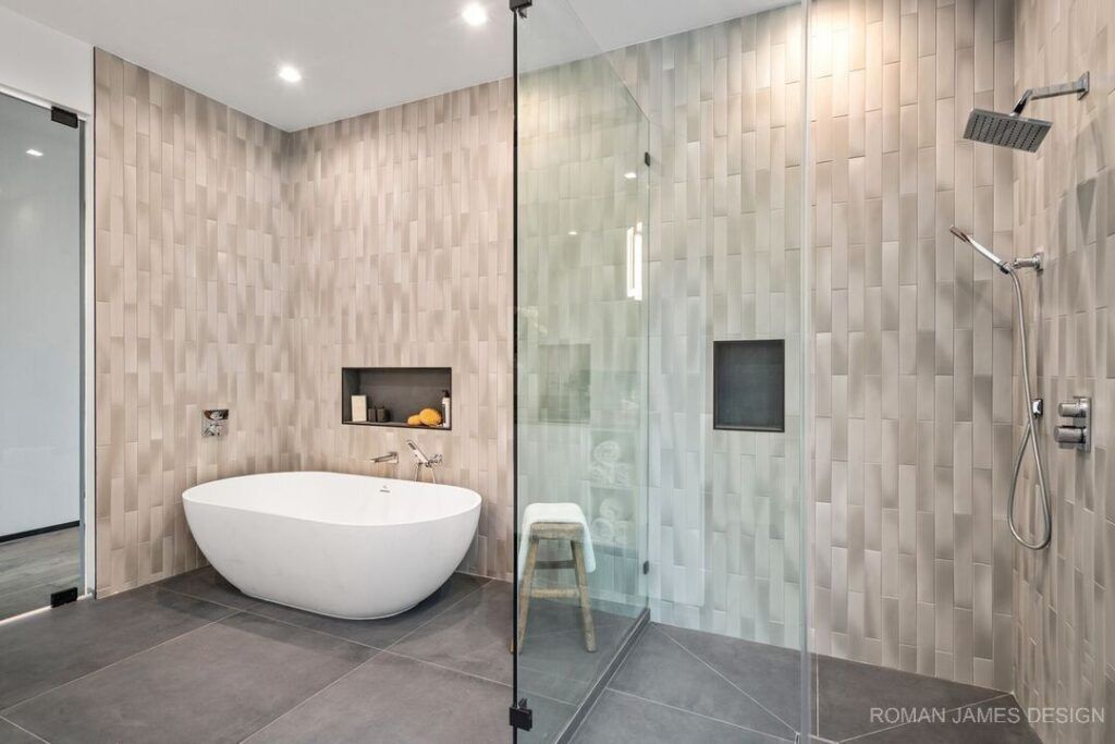 Angelo Modern Mansion Bathroom