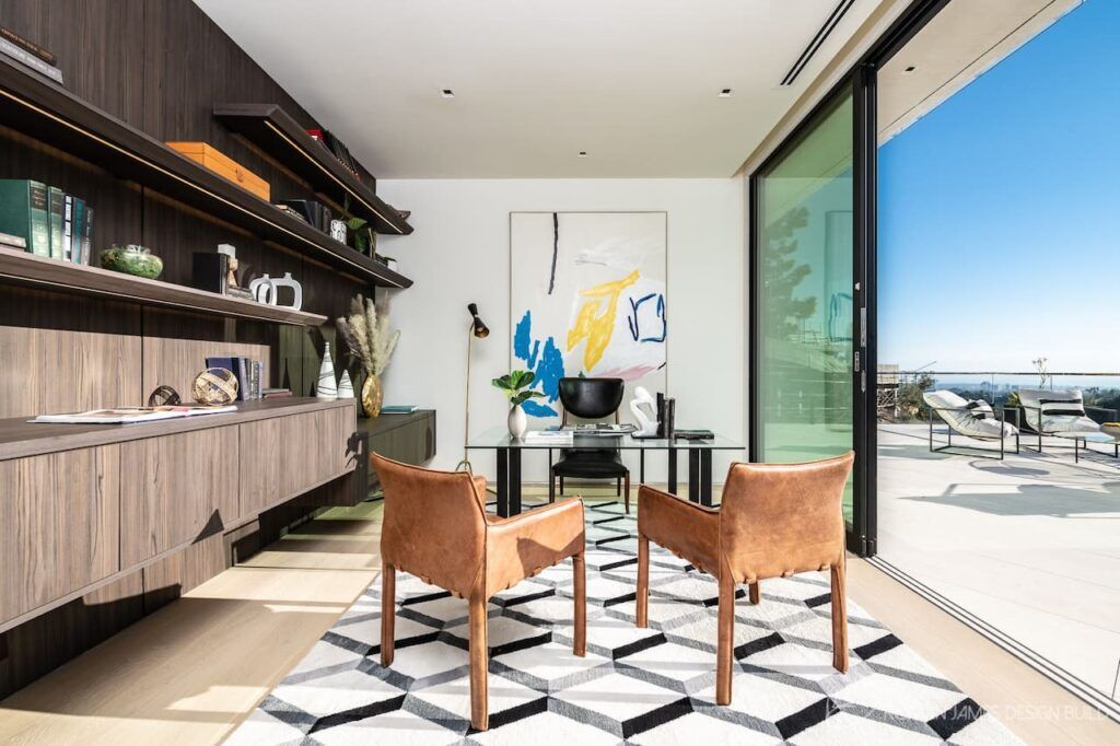 Stradella Los Angeles Lounge Area with exterior view